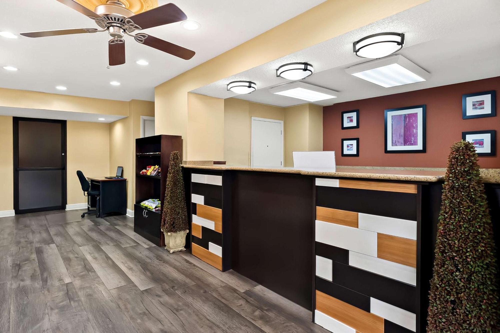 Best Western Greenville Inn Экстерьер фото